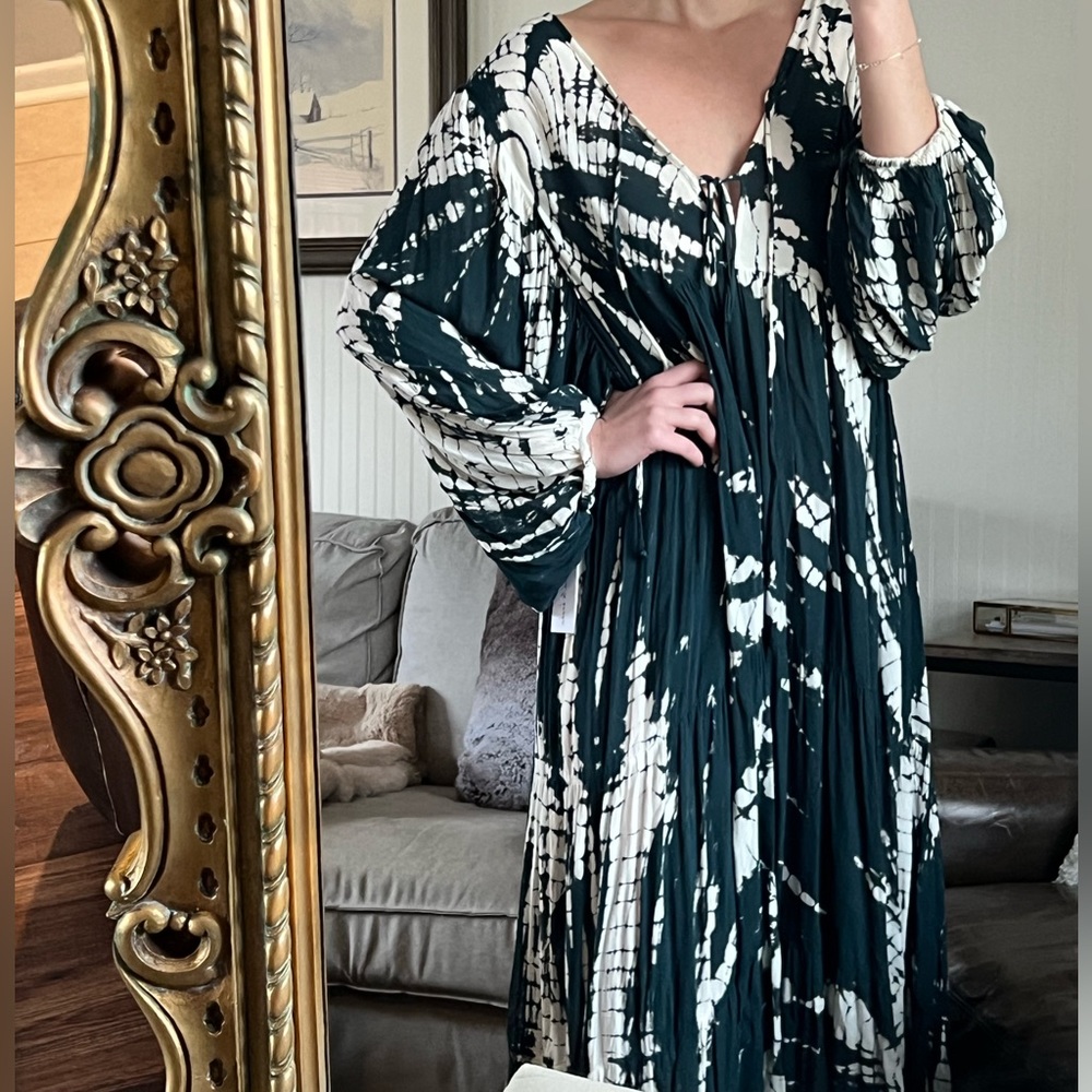 Boho tie dye dress BNWT